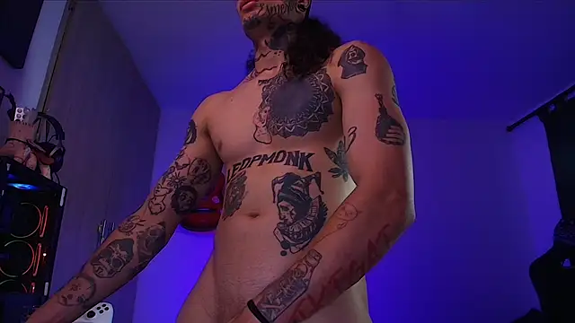 Ryuk_it: διαδικτυακό σόου στην κάμερα