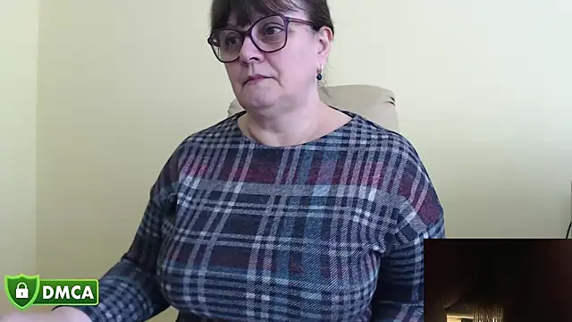 BrandiOhNight: онлайн-секс-чат