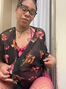 Princess_Desirae's Webcam Show