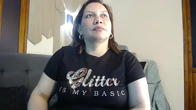 Chatroom XXX en direct de mia_coral1