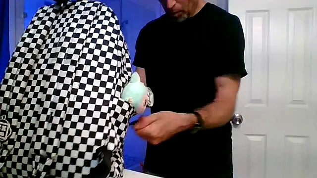 El_GizmoのライブXXXチャット