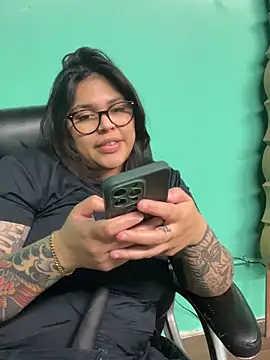 miacanela_xoのライブXXXチャット