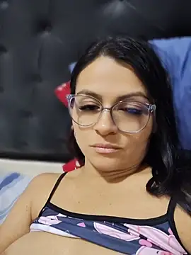 Linda_LarsのライブXXXチャット