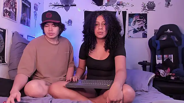 Chat +18 de hothoneychile ao vivo