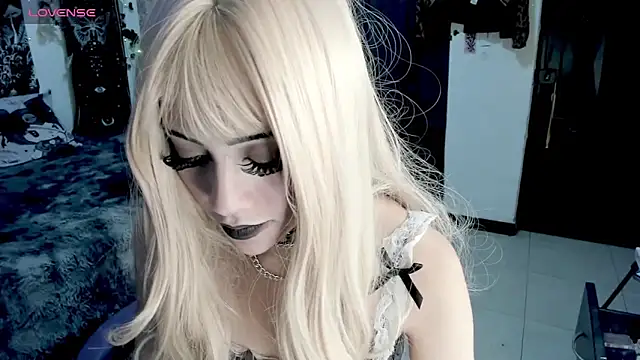 GothKitten666 Chat XXX in diretta