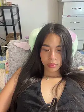 Milleradhara24 Chat XXX in diretta