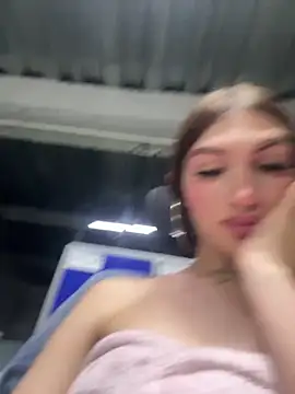 lizz_lunna ওয়েবক্যাম শো