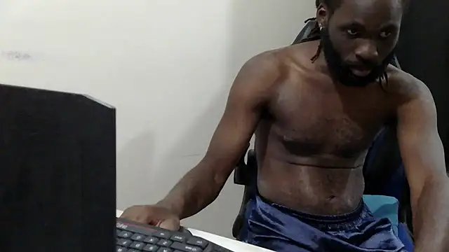 Darkkras élő XXX-chatje