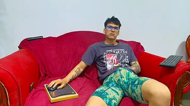 kiindred_ Chat XXX in diretta