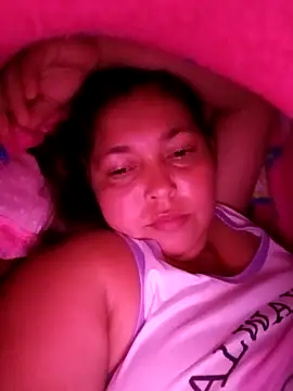 Chat +18 de dirtysexibailarina35 ao vivo