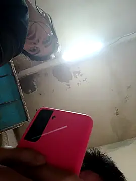 CubaxxxPeneGrande Adlı Modelin Web Kamerası Şovu