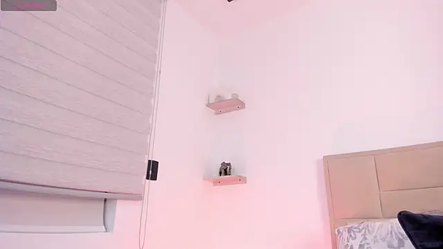 Chat +18 de Alexandra_ra ao vivo