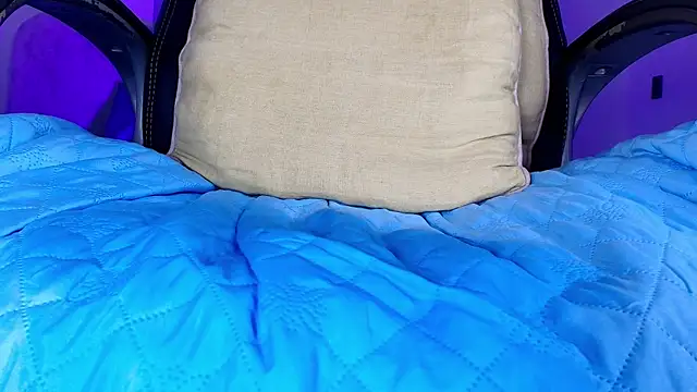 Chat +18 de naomi_kyse ao vivo