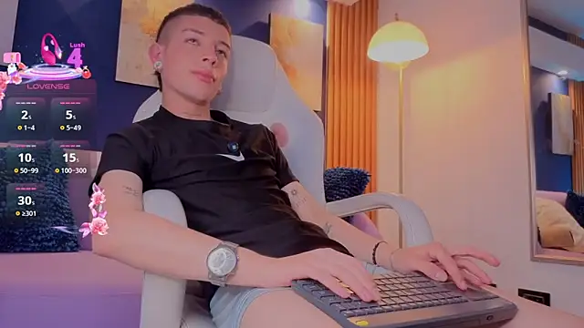 Chat +18 de Luca_Prince_ ao vivo