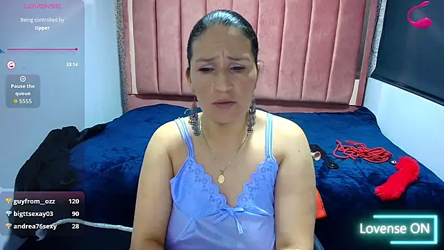 Barbara_fox__ Chat XXX in diretta