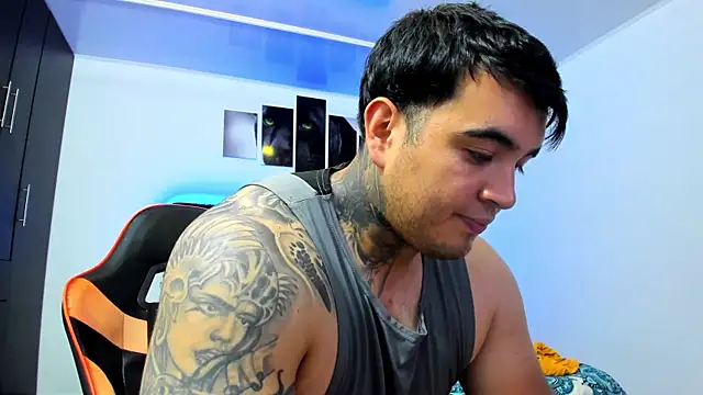 thiago__cp01's Webcam Show