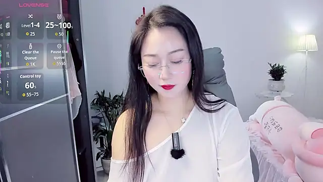 Wan-Yun-520のライブXXXチャット