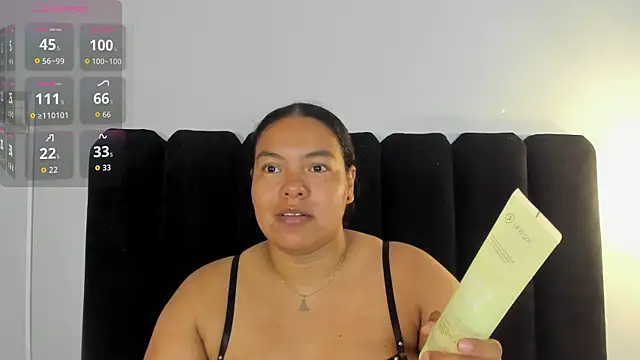 Amaranoir- live XXX chat