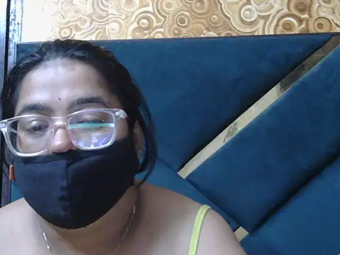 Fuckpussylickass' Live XXX Chat