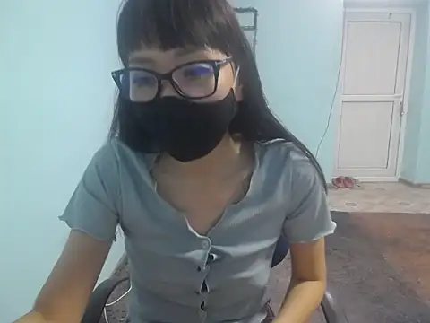 elllaaxx: απευθείας συνομιλία ΧΧΧ