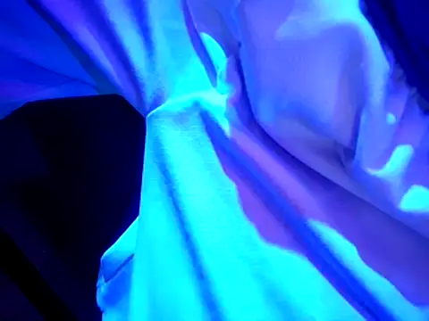 chronic_vibez's Webcam Show