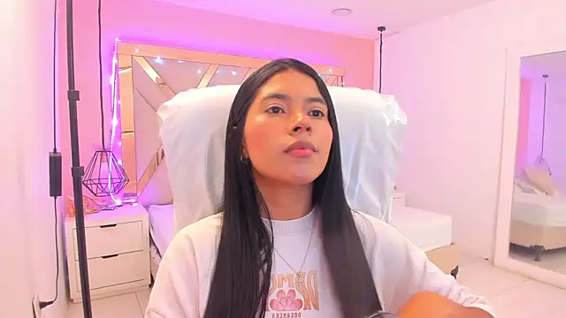 Chat +18 de samantaa_shy ao vivo