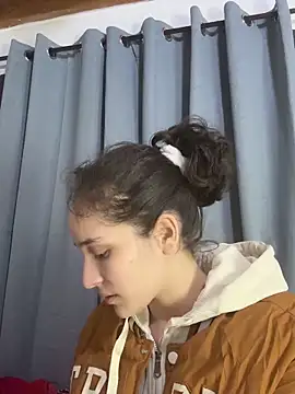 TeensNews18: απευθείας συνομιλία ΧΧΧ