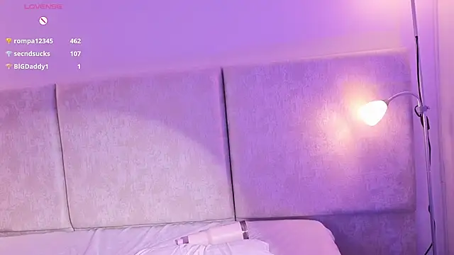 Онлайн чат XXX Nioki_