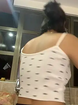 Chat +18 de LilithMonette ao vivo