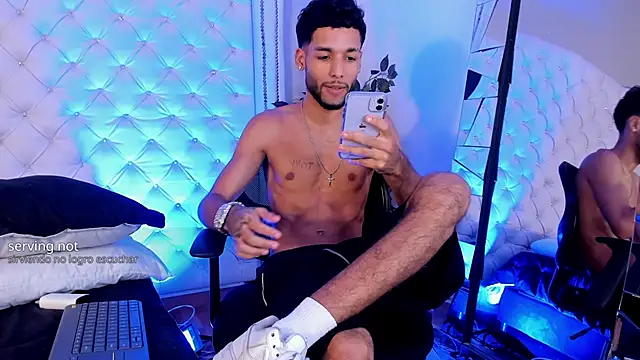 Thiagoferreti – Naživo XXX chat