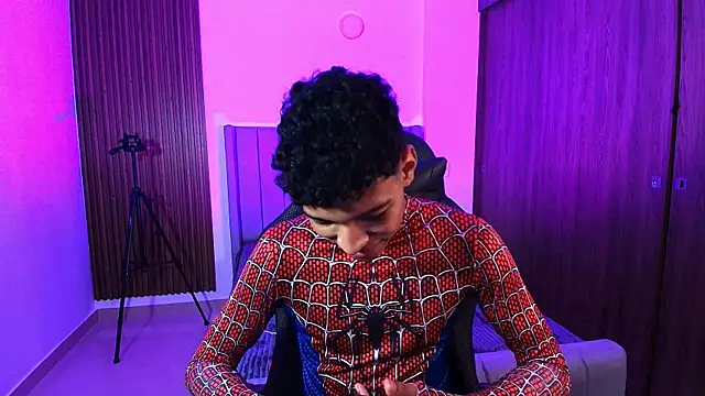 im_Usuga 在線直播表演