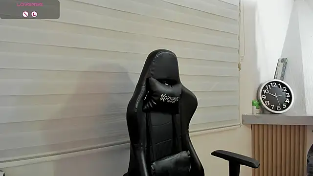 Онлайн чат XXX Rick_Adams