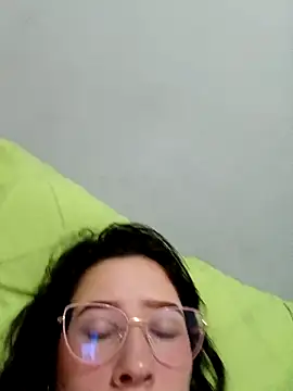 Show de bellaj_03 na webcam