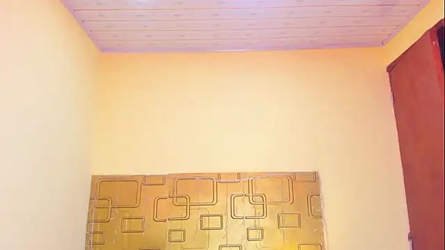 Julia_Haye Chat XXX live