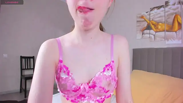 Camilla_Kelly 现场XXX聊天