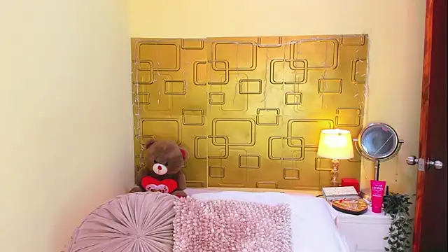 Julia_Haye 现场XXX聊天