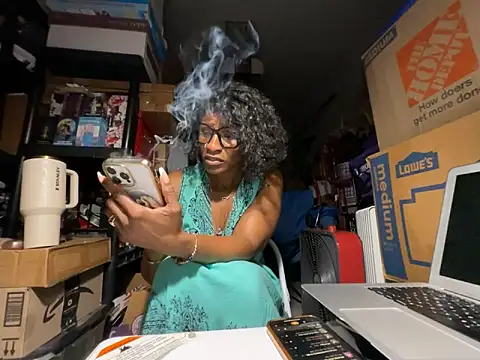 wynterheat: онлайн-секс-чат