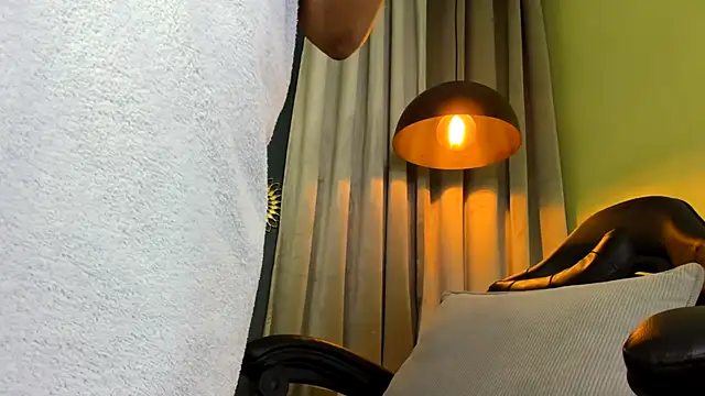 lia_sexx19のライブXXXチャット