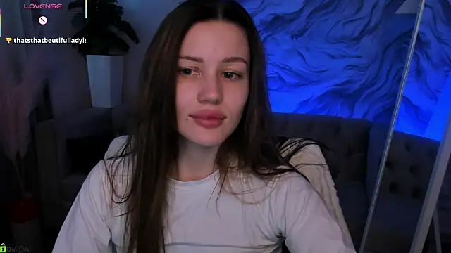 Aria_Mila Chat XXX in diretta