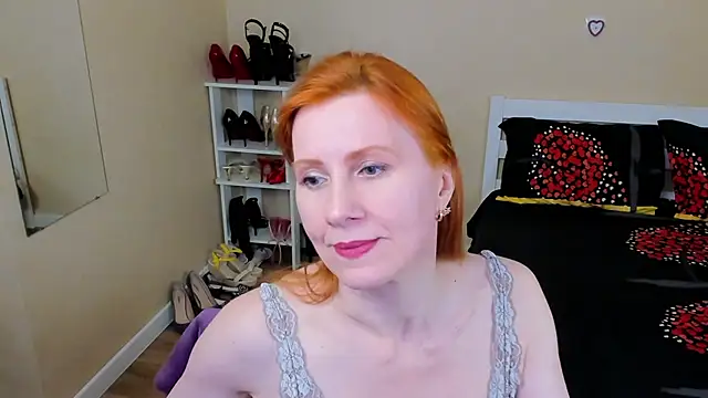 FoxySophia Chat XXX in diretta