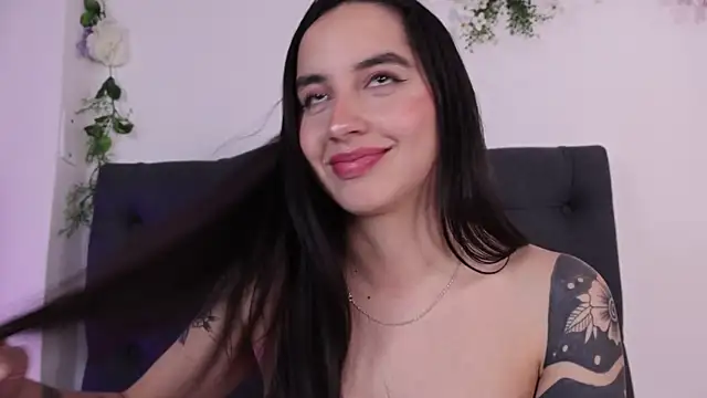 kaylee_lee élő XXX-chatje