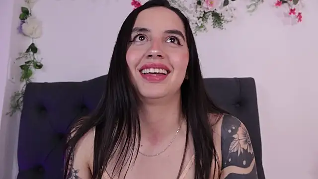 دردشة kaylee_lee الجنسية المباشرة