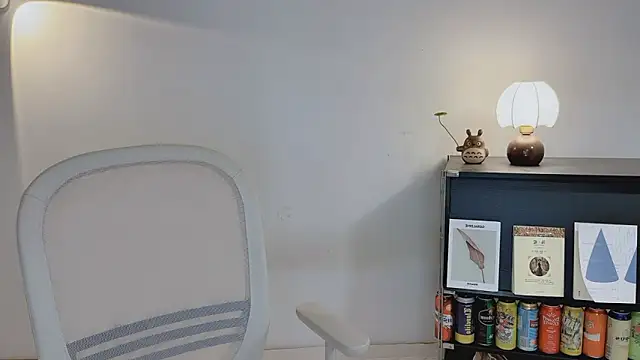 Onechestnut's Live XXX Chat