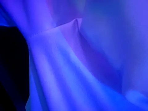 chronic_vibez Show in webcam