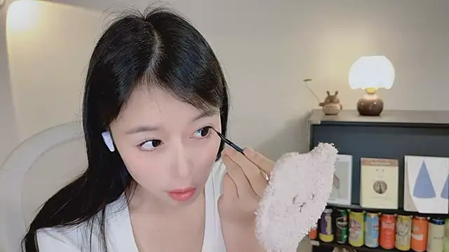 Chat XXX en directo de Onechestnut