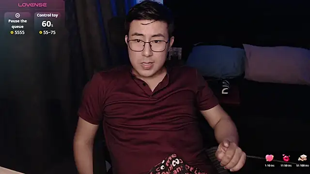 andrewmhilton_ Adlı Modelin Web Kamerası Şovu