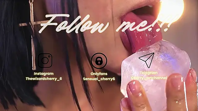 Chatroom XXX en direct de sensualcherry_