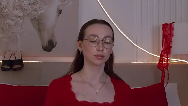 Emily_Simon Live XXX-Chat