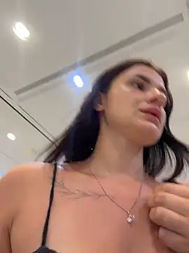 MiraReach Adlı Modelin Web Kamerası Şovu