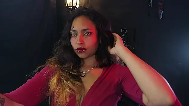 Webkamerová show SabaTheCourtesan